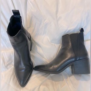 Steve Madden leather booties